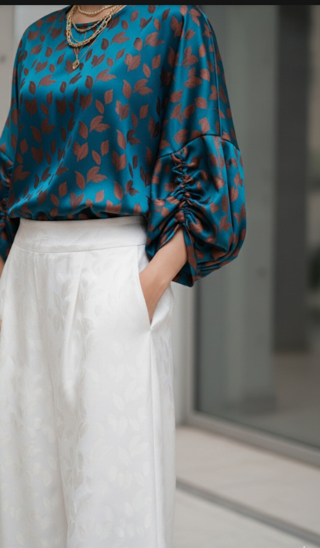 Feathers Patterned Mulberry Silk Blouse and Wide leg pants